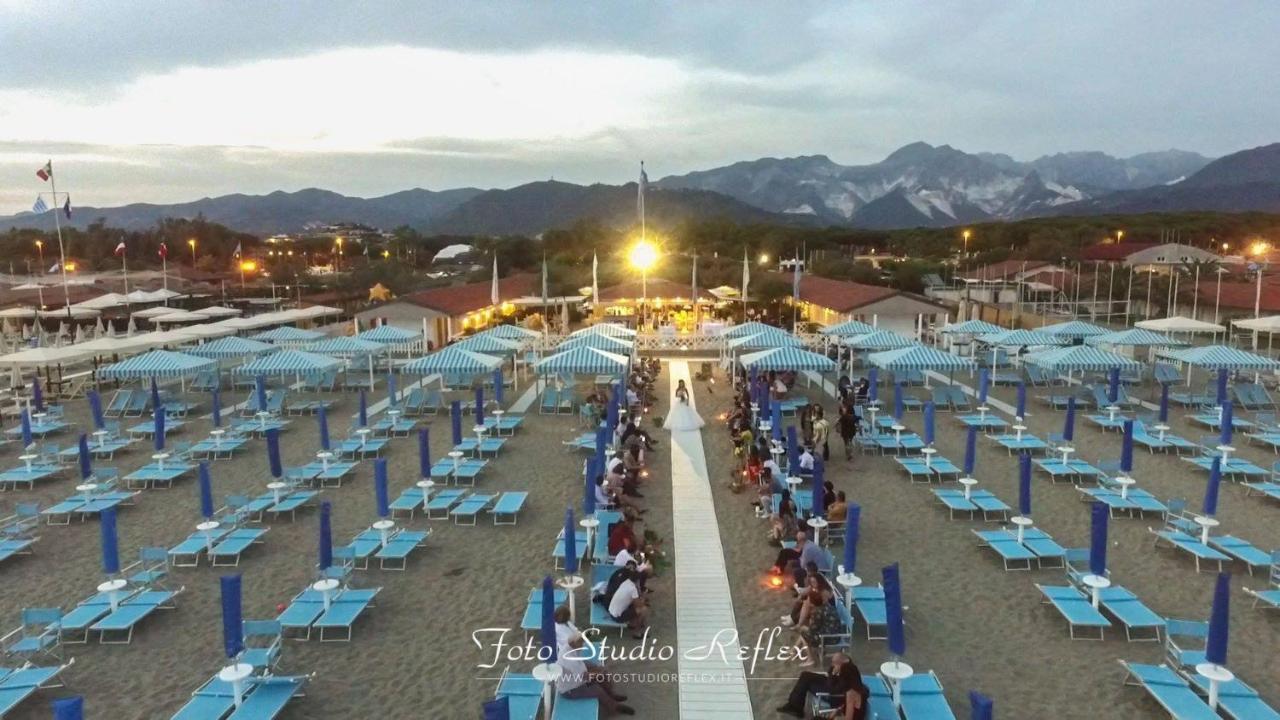 Brezza Marina Bed & Breakfast Марина ди Карара Екстериор снимка