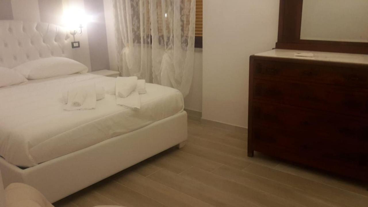 Brezza Marina Bed & Breakfast Марина ди Карара Екстериор снимка