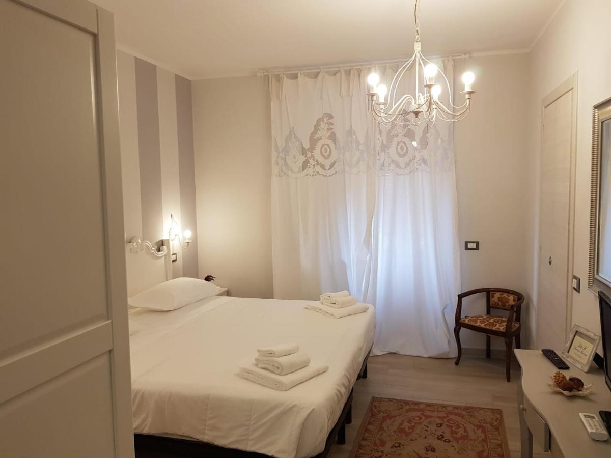 Brezza Marina Bed & Breakfast Марина ди Карара Екстериор снимка